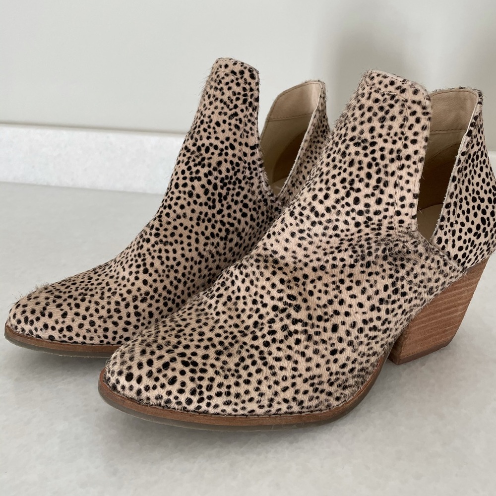 Coconuts by Matisse Boots - Tan Leopard - size 8